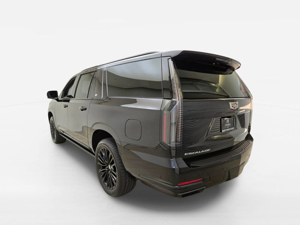 Used 2025 Cadillac Escalade ESV Sport Platinum AWD/4WD image 11