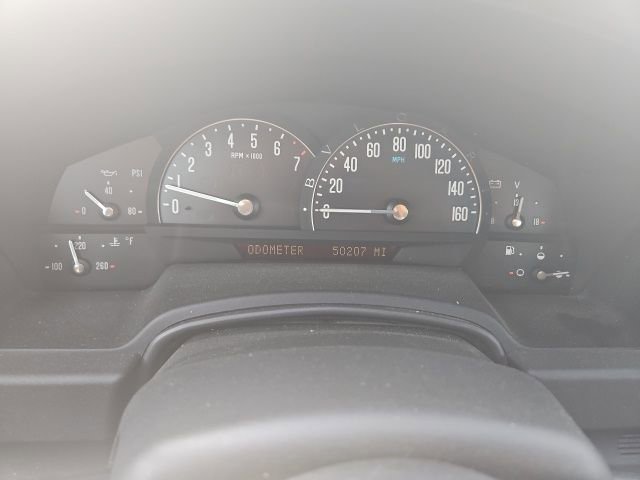 Used 2004 Cadillac XLR image 2