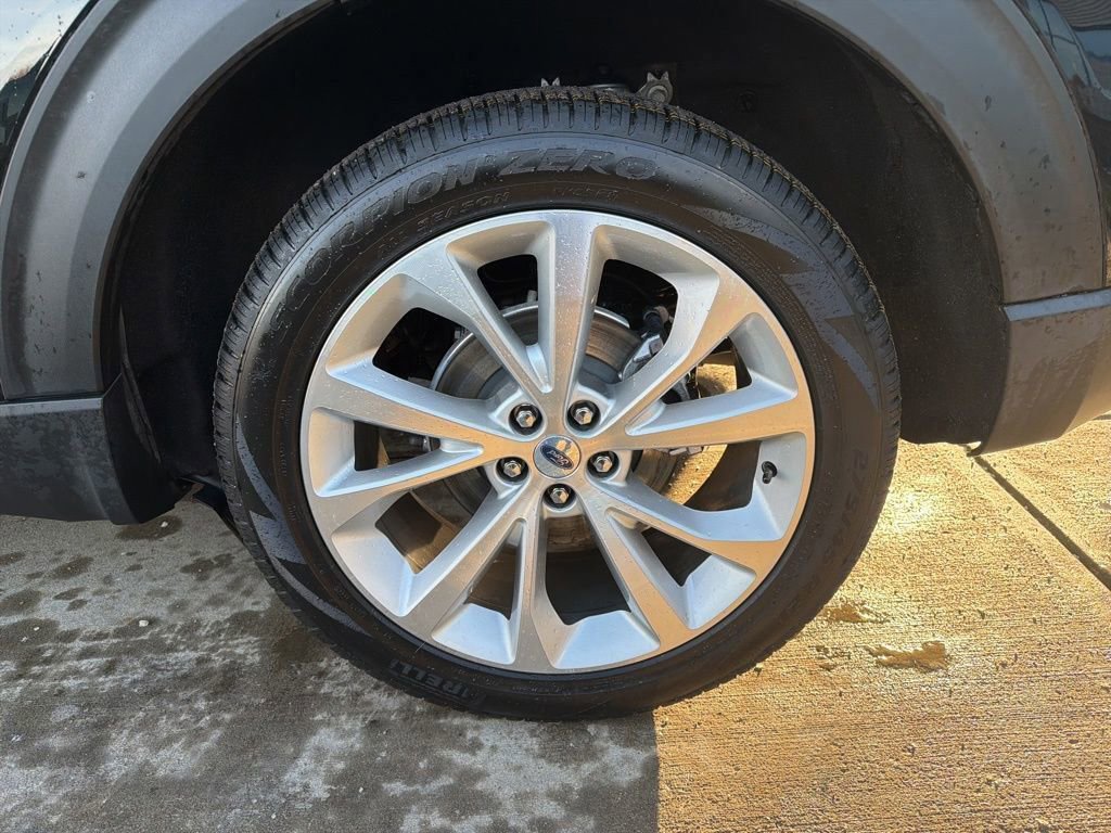 Certified 2023 Ford Explorer Platinum w/ Technology Package image 43