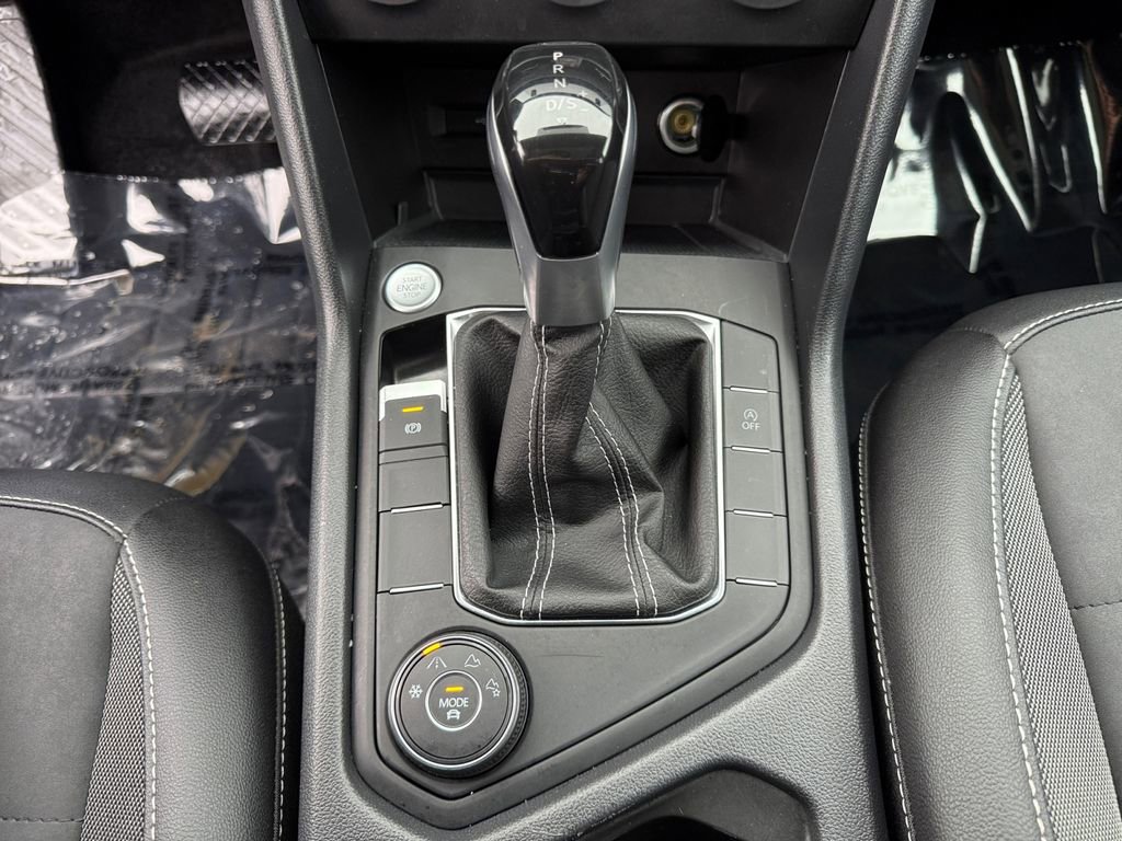 Used 2022 Volkswagen Taos SE image 19