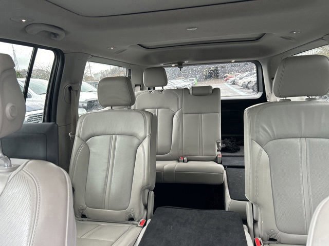 Used 2022 Jeep Wagoneer Series I w/ Premium Group I image 9