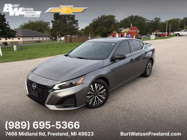 Used 2024 Nissan Altima 2.5 SV