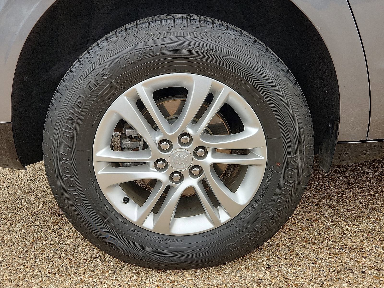 Used 2019 Buick Enclave Essence AWD/4WD image 7