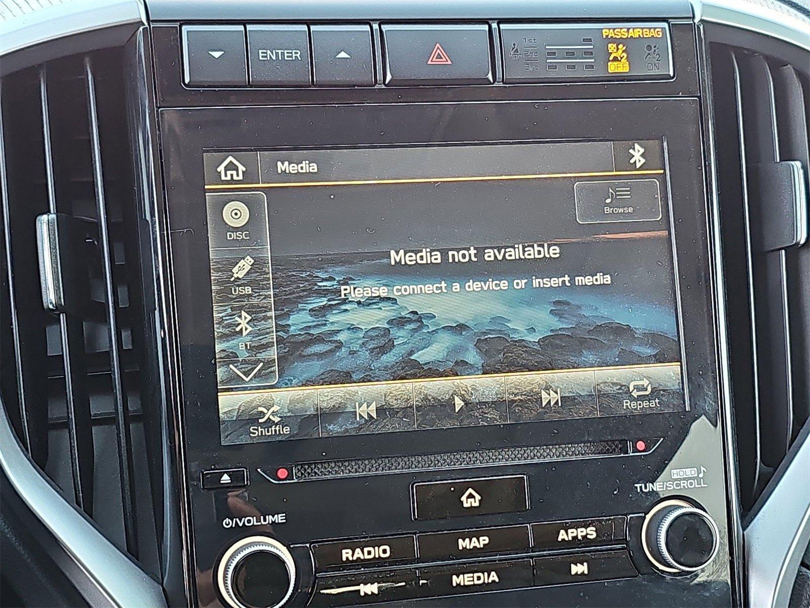 Certified 2022 Subaru Ascent Limited w/ Technology Package image 25