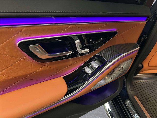 Used 2025 Mercedes-Benz S 580 4MATIC Sedan image 11