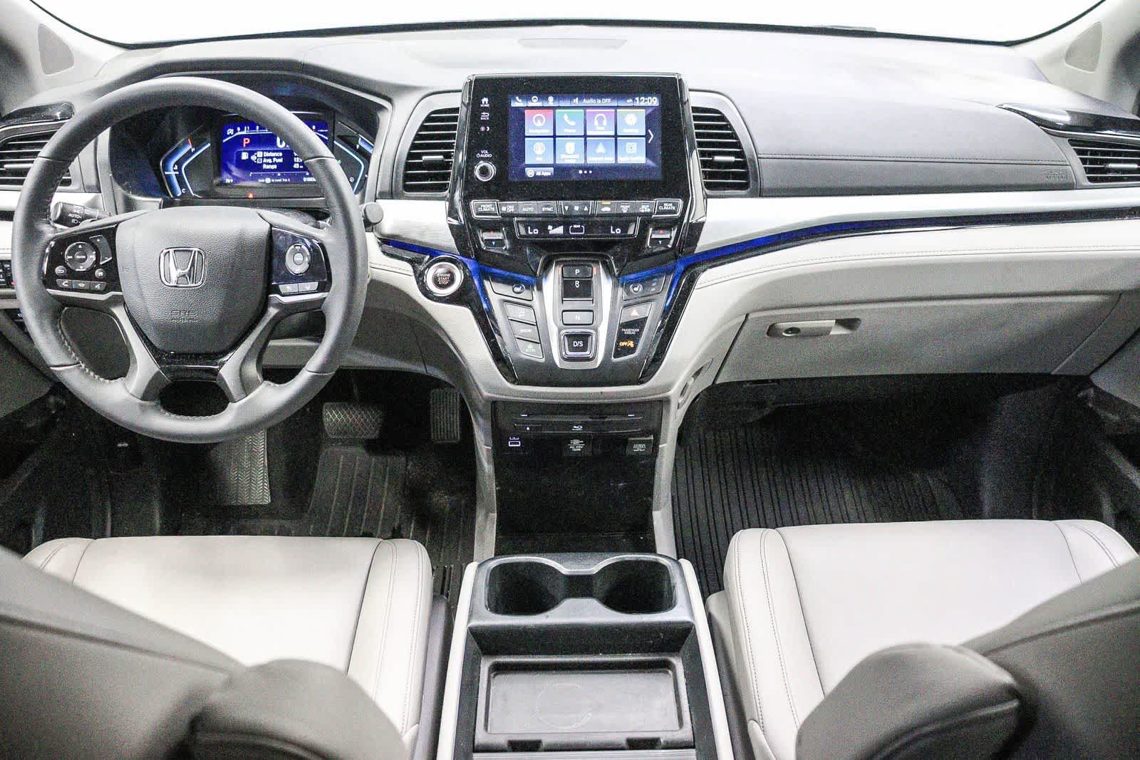 Used 2024 Honda Odyssey Touring image 14