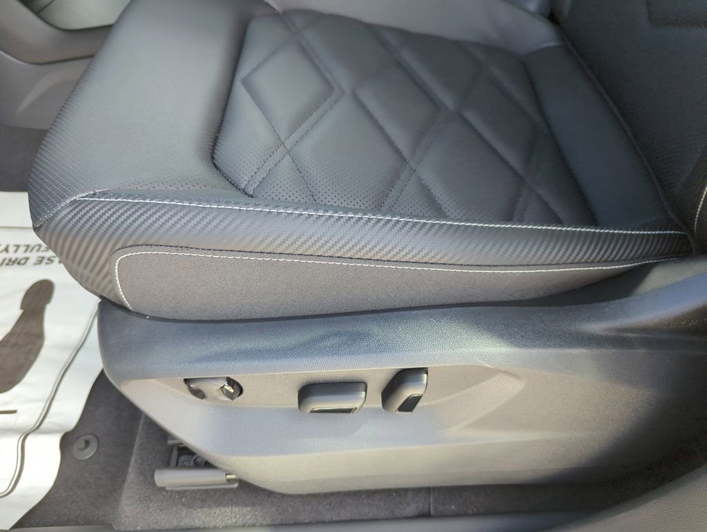 New 2026 Volkswagen Atlas Cross Sport SE image 25