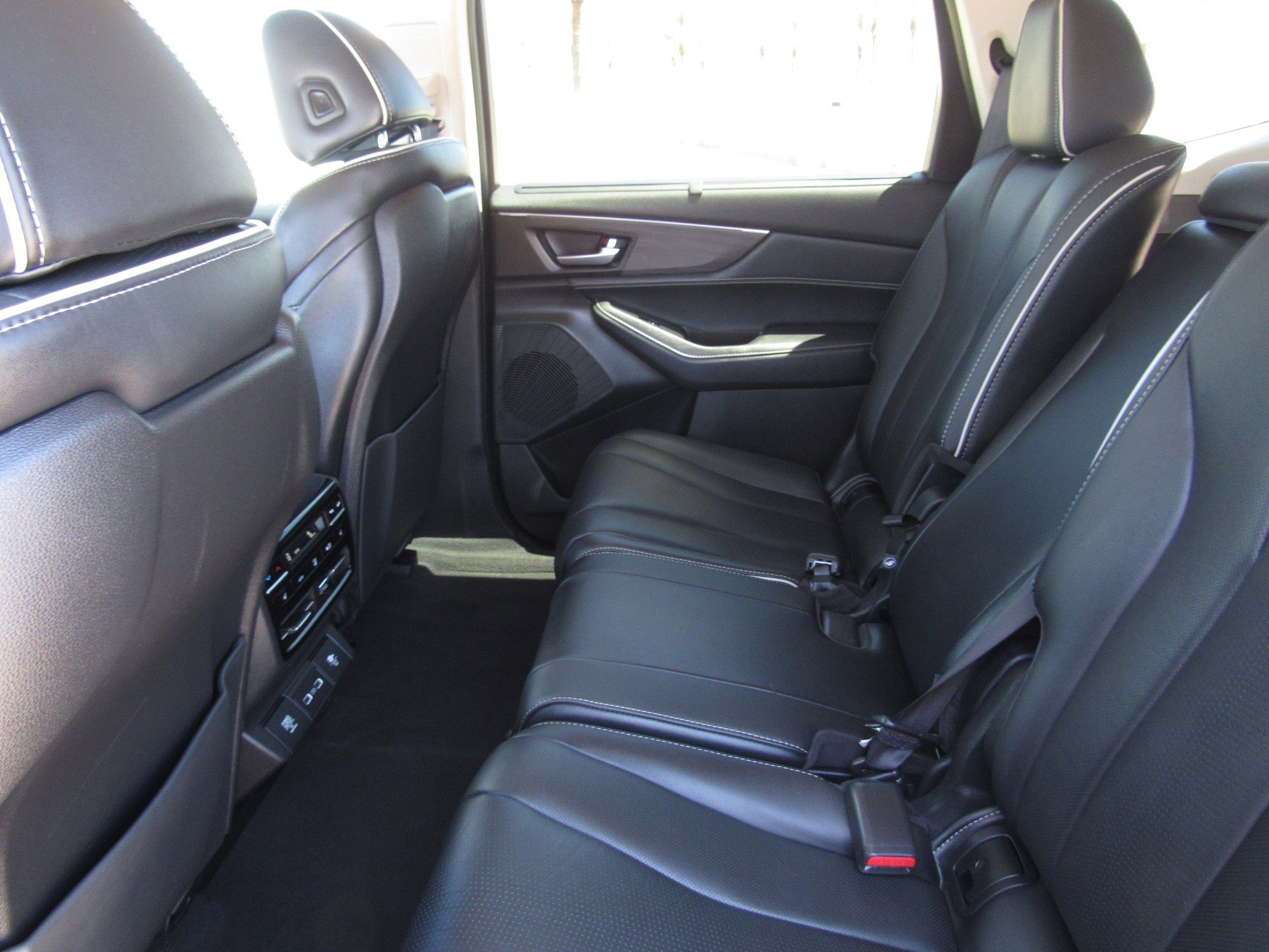 Certified 2022 Acura MDX SH-AWD w/ Advance Package image 14