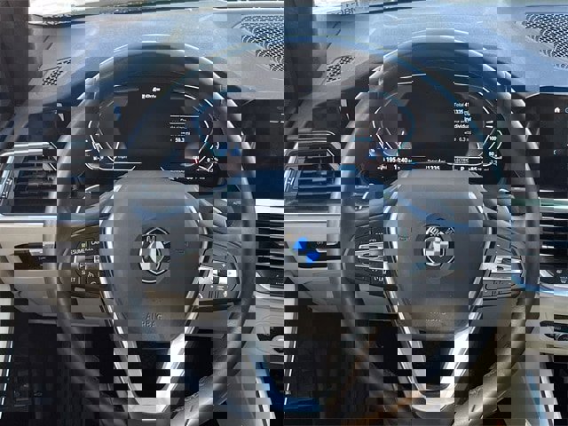 Used 2021 BMW 330e w/ Convenience Package image 13