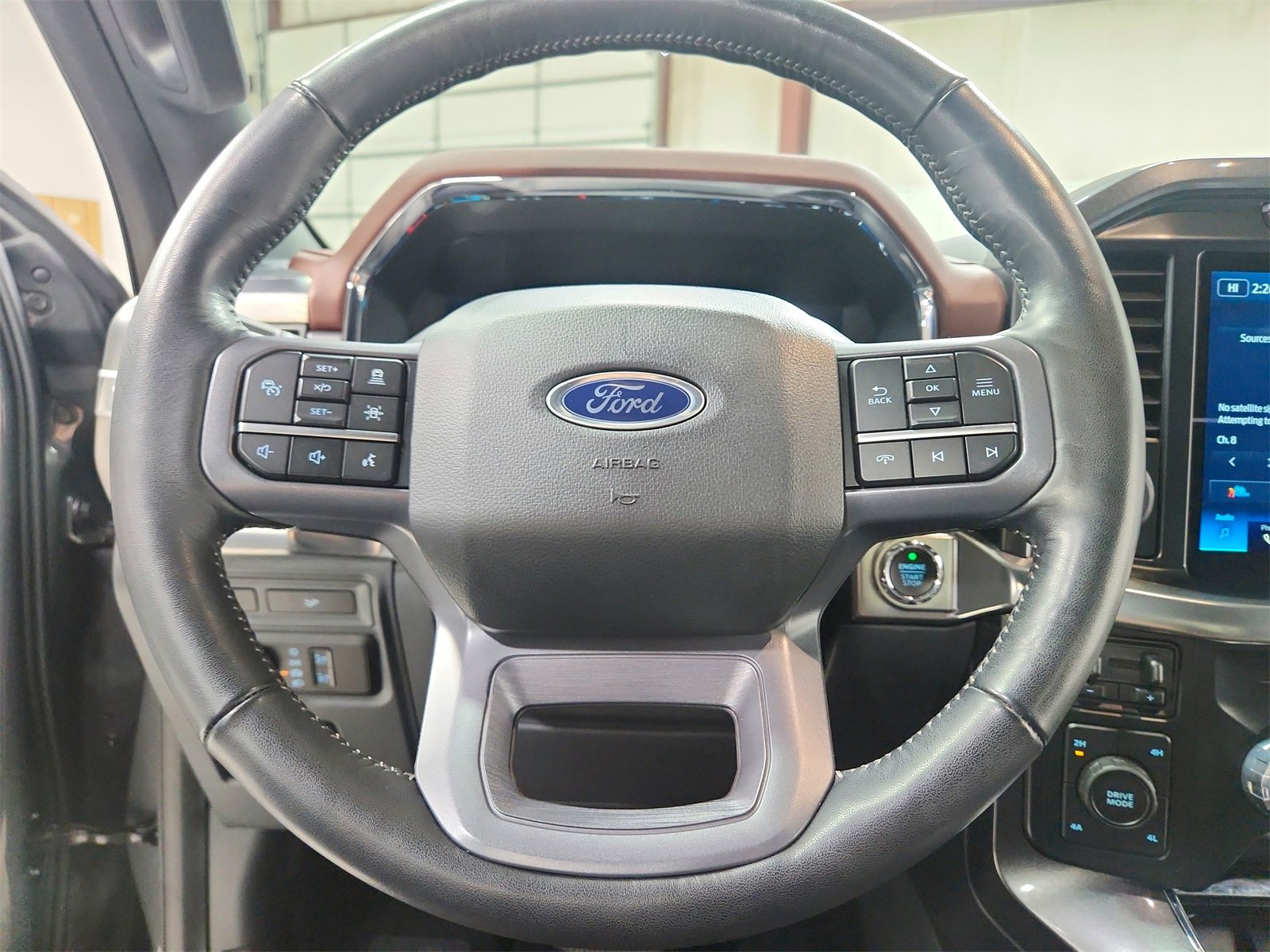 Used 2023 Ford F150 Lariat w/ Equipment Group 502A High image 24