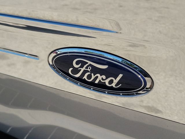 Used 2023 Ford F150 Limited AWD/4WD image 8