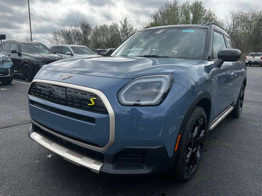 New 2026 MINI Cooper Countryman SE image 1