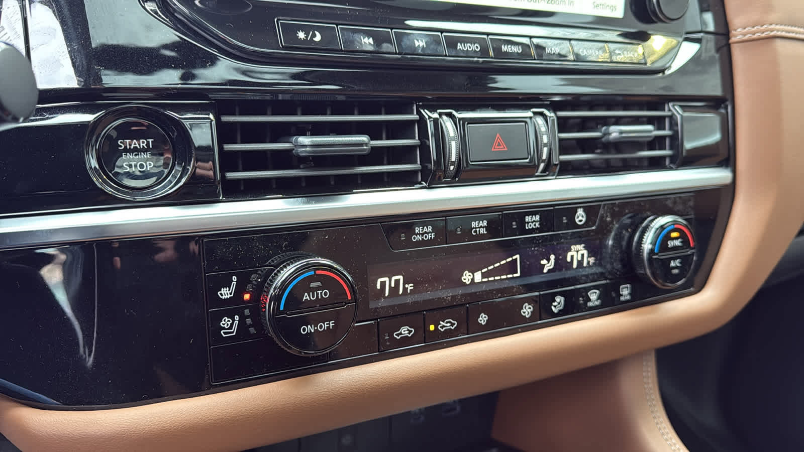 New 2025 Nissan Pathfinder Platinum w/ Cargo Package image 27