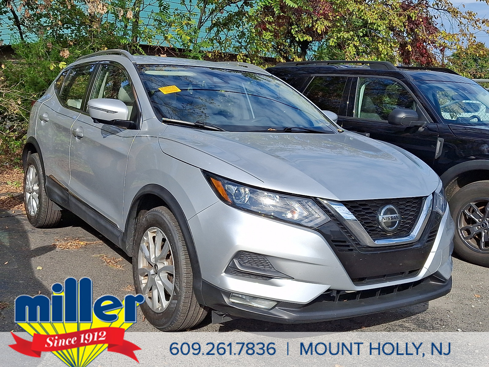 Used 2020 Nissan Rogue Sport SV w/ Technology Package AWD/4WD image 1