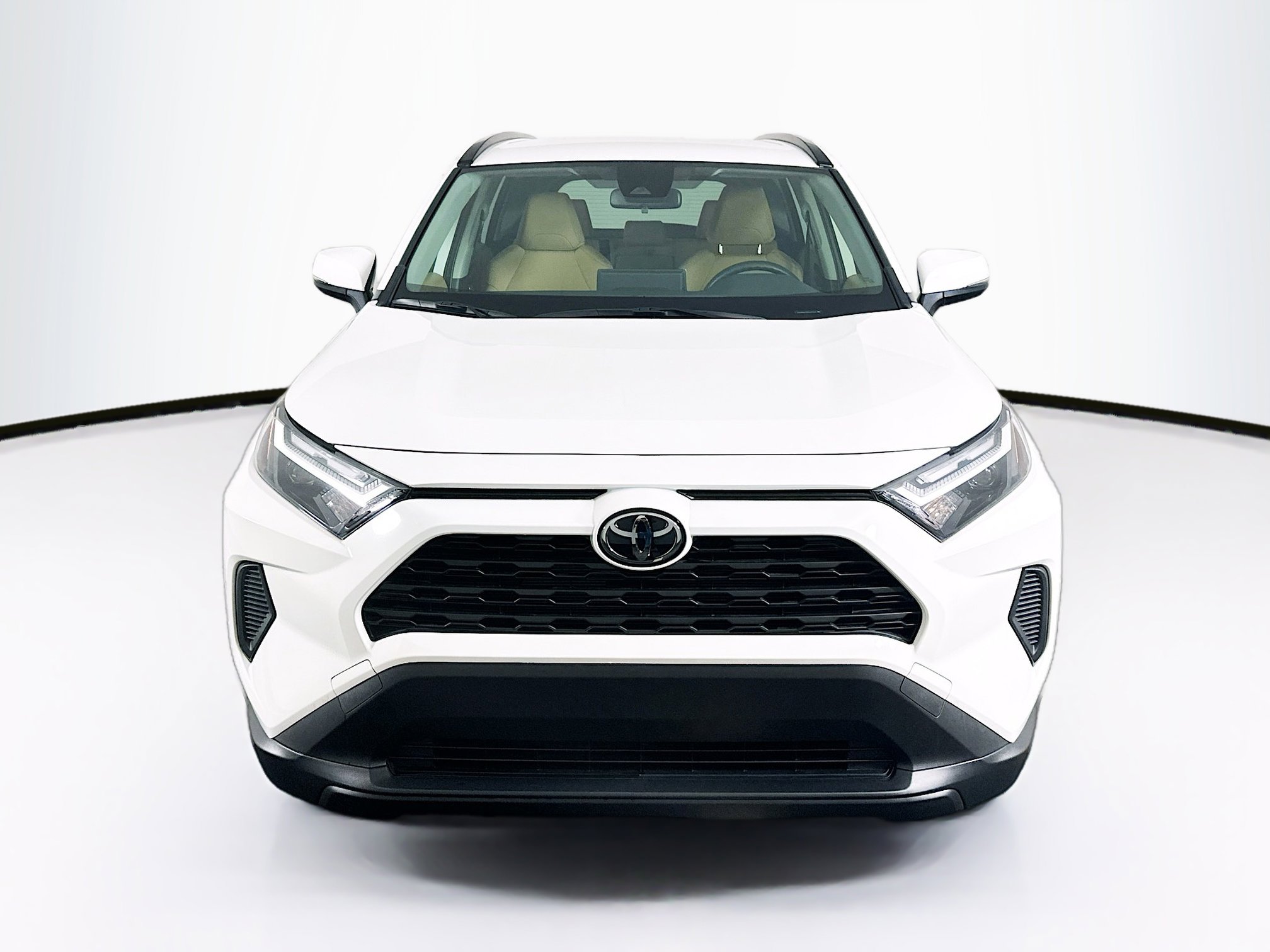 Used 2025 Toyota RAV4 LE image 2