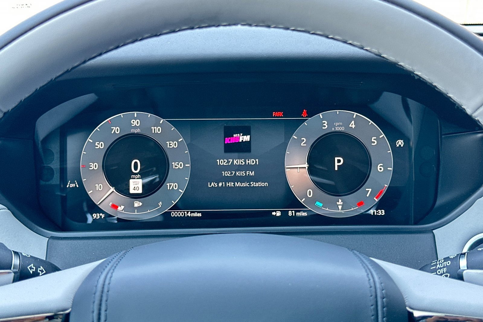 New 2026 Land Rover Range Rover Velar Dynamic SE image 30