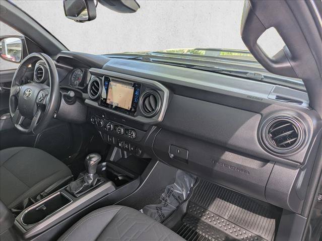 Used 2019 Toyota Tacoma TRD Sport AWD/4WD image 22