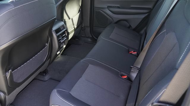 New 2026 Jeep Grand Cherokee Laredo X RWD image 13