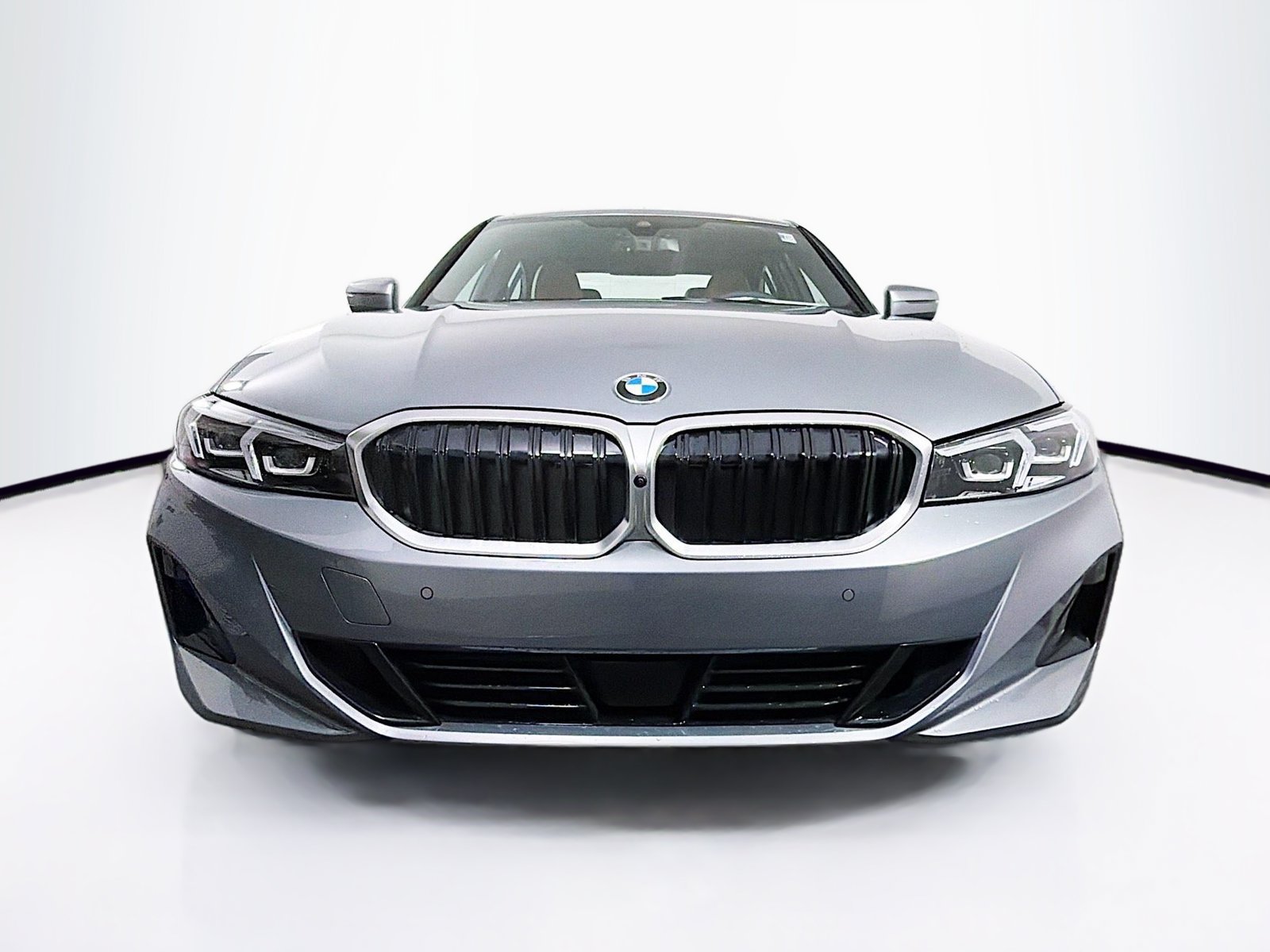 New 2026 BMW 330i xDrive Sedan w/ Premium Package AWD/4WD image 2