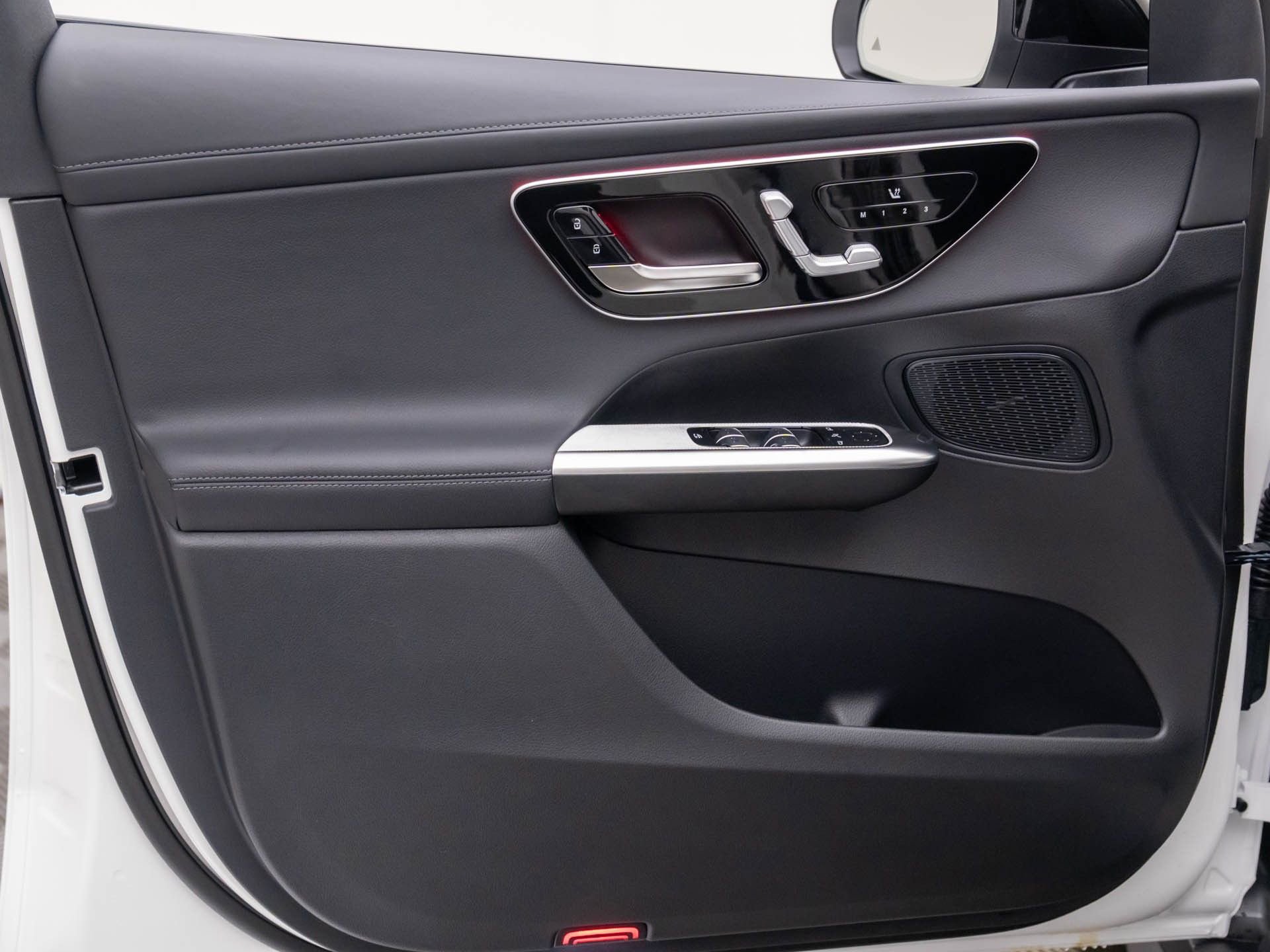 New 2026 Mercedes-Benz GLC 300 4MATIC image 15