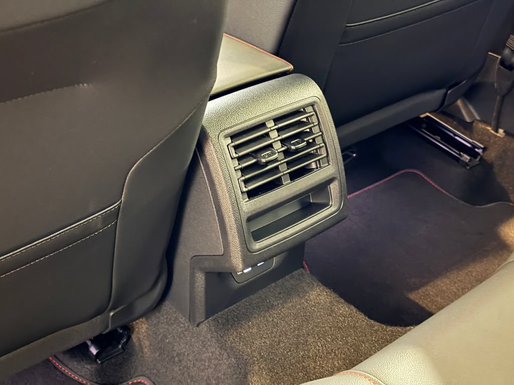 New 2026 Volkswagen GTI SE FWD image 24