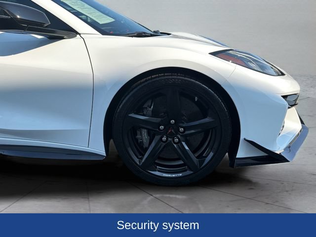 Used 2023 Chevrolet Corvette Z06 w/ Z07 Performance Package RWD image 30