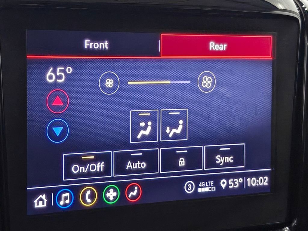 Used 2021 Chevrolet Traverse LT image 43