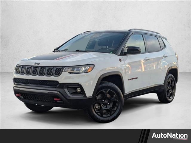 Used 2023 Jeep Compass Trailhawk image 1