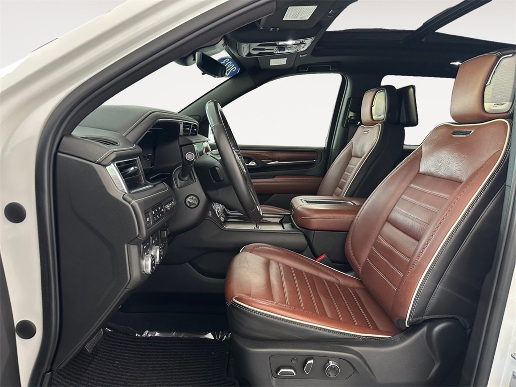 Used 2023 GMC Yukon Denali Ultimate image 9