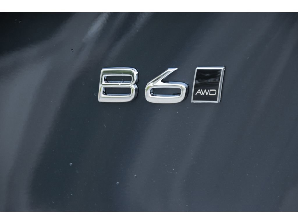 New 2026 Volvo XC90 B6 Plus w/ Protection Package Premier image 28