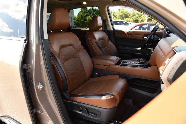 Used 2024 Nissan Pathfinder Platinum w/ Cargo Package AWD/4WD image 24