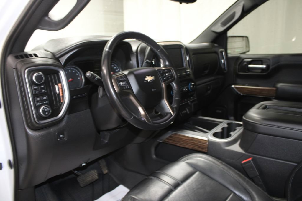 Used 2019 Chevrolet Silverado 1500 High Country w/ Technology Package AWD/4WD image 24