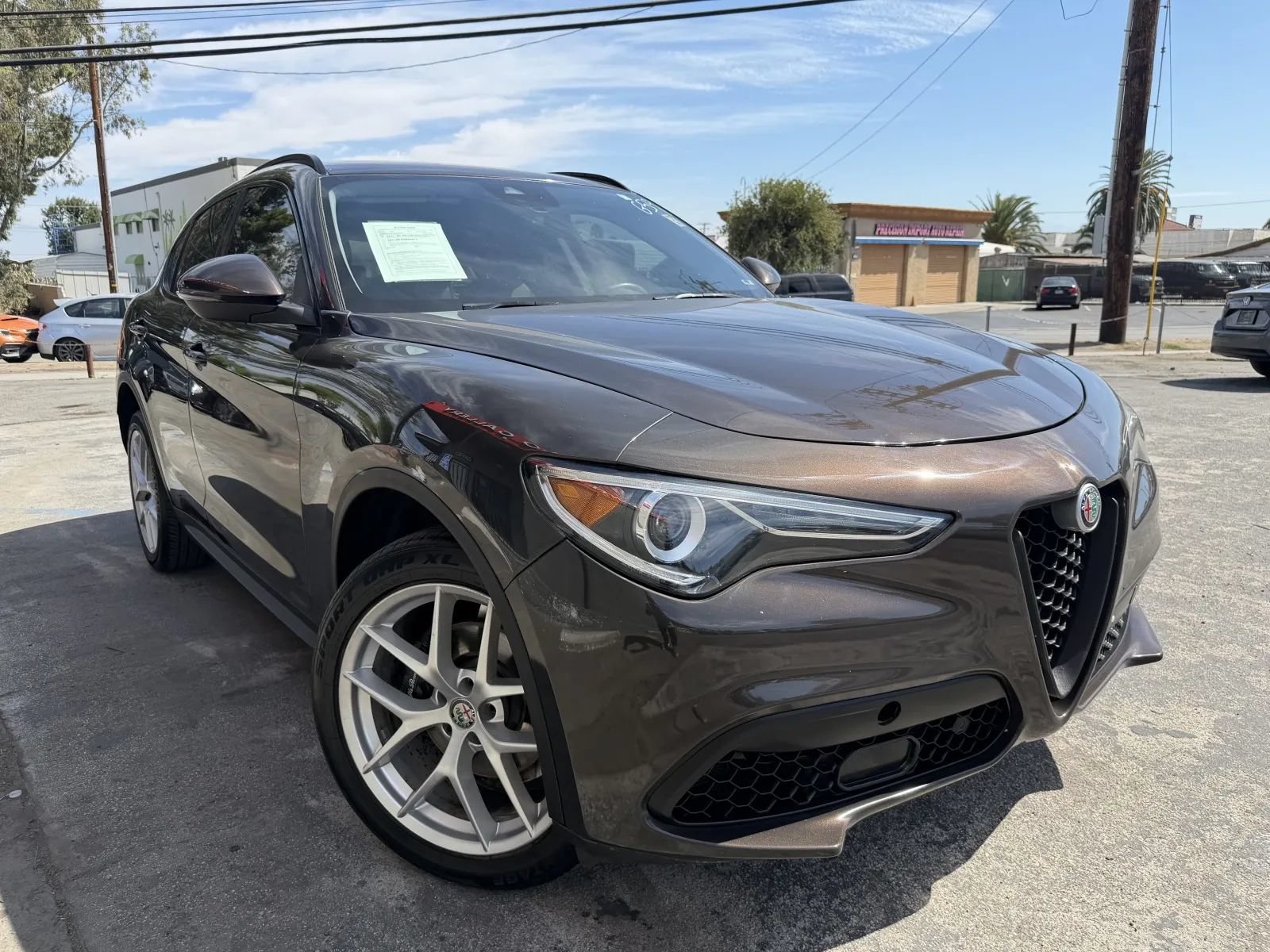 Used 2018 Alfa Romeo Stelvio Sport w/ Quick Order Package 22J Sport AWD/4WD image 3