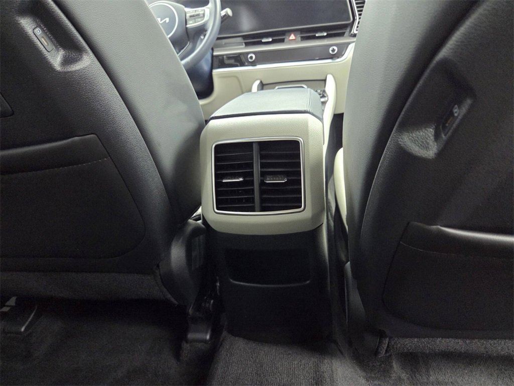 Used 2023 Kia Sportage EX w/ EX Premium Package image 23