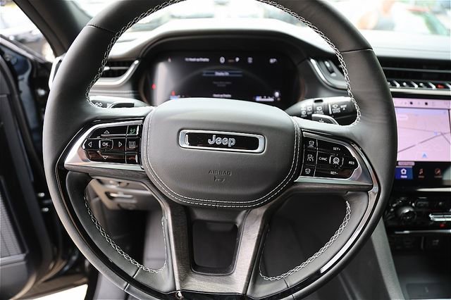 New 2025 Jeep Grand Cherokee Overland w/ Adv Protech Group III image 18