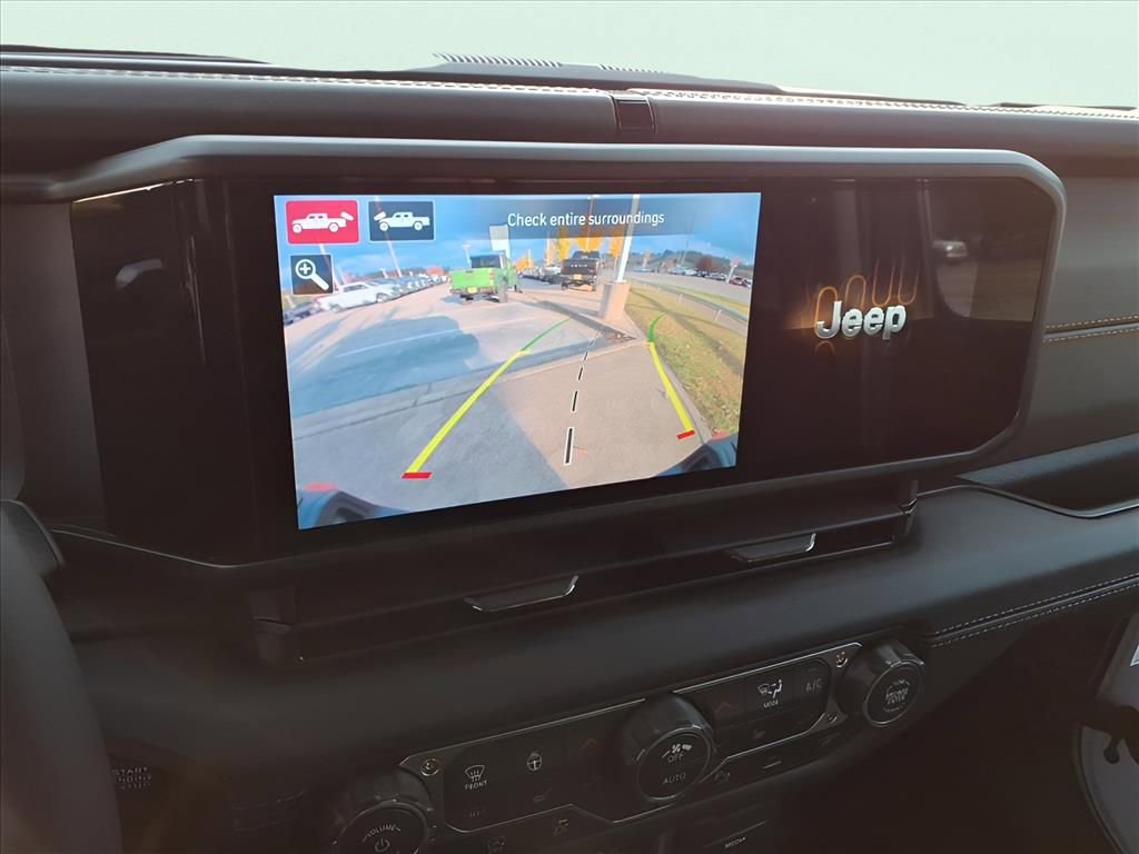 New 2026 Jeep Gladiator Mojave image 19