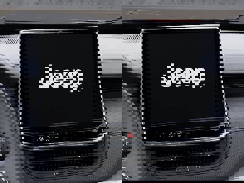 New 2026 Jeep Compass Latitude image 10