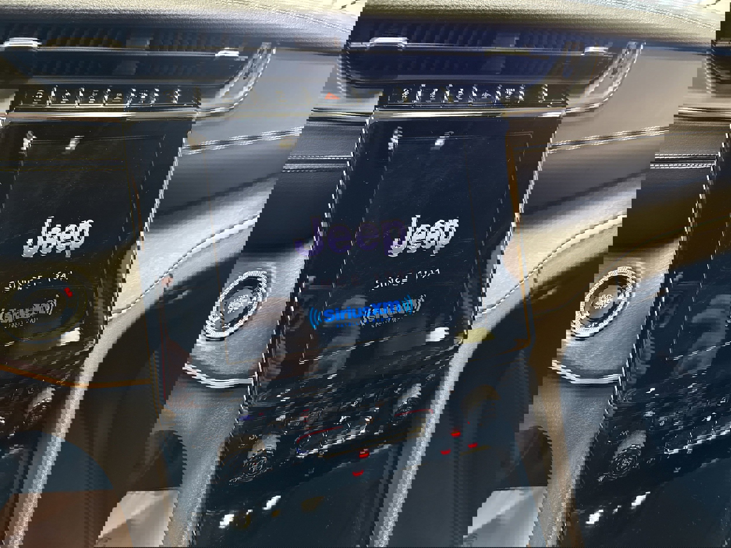 Used 2021 Jeep Grand Cherokee L Limited image 49