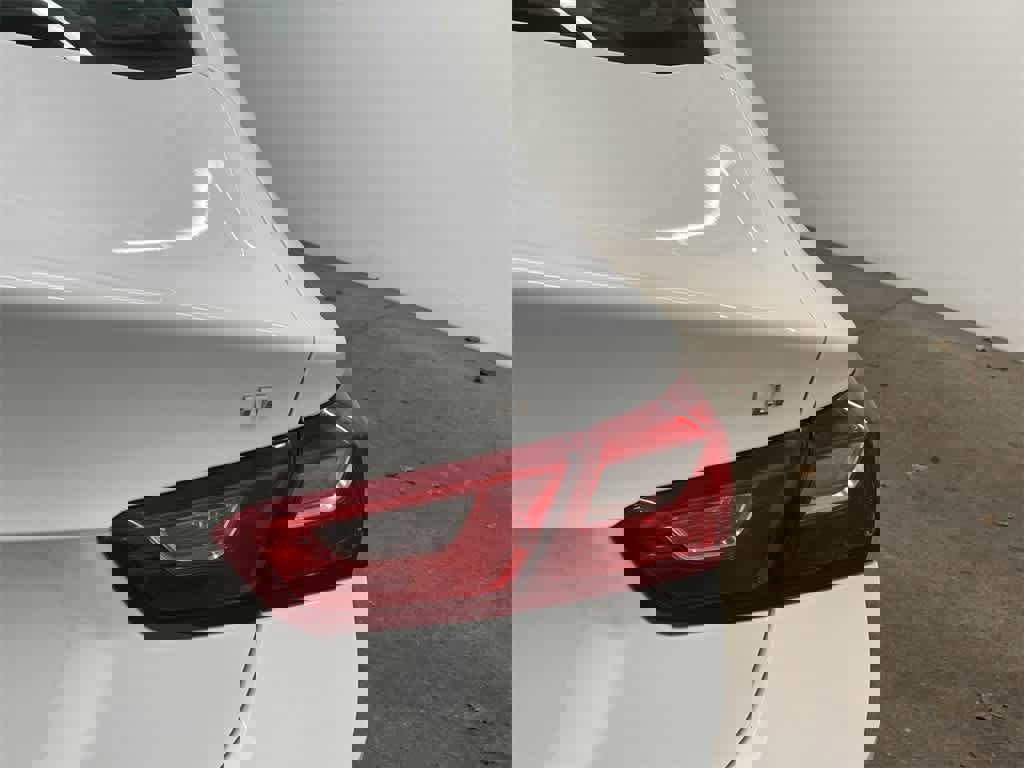 Used 2023 Chevrolet Malibu LT image 11