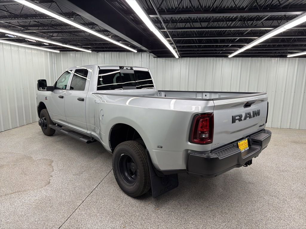 New 2026 RAM 3500 Tradesman AWD/4WD image 4