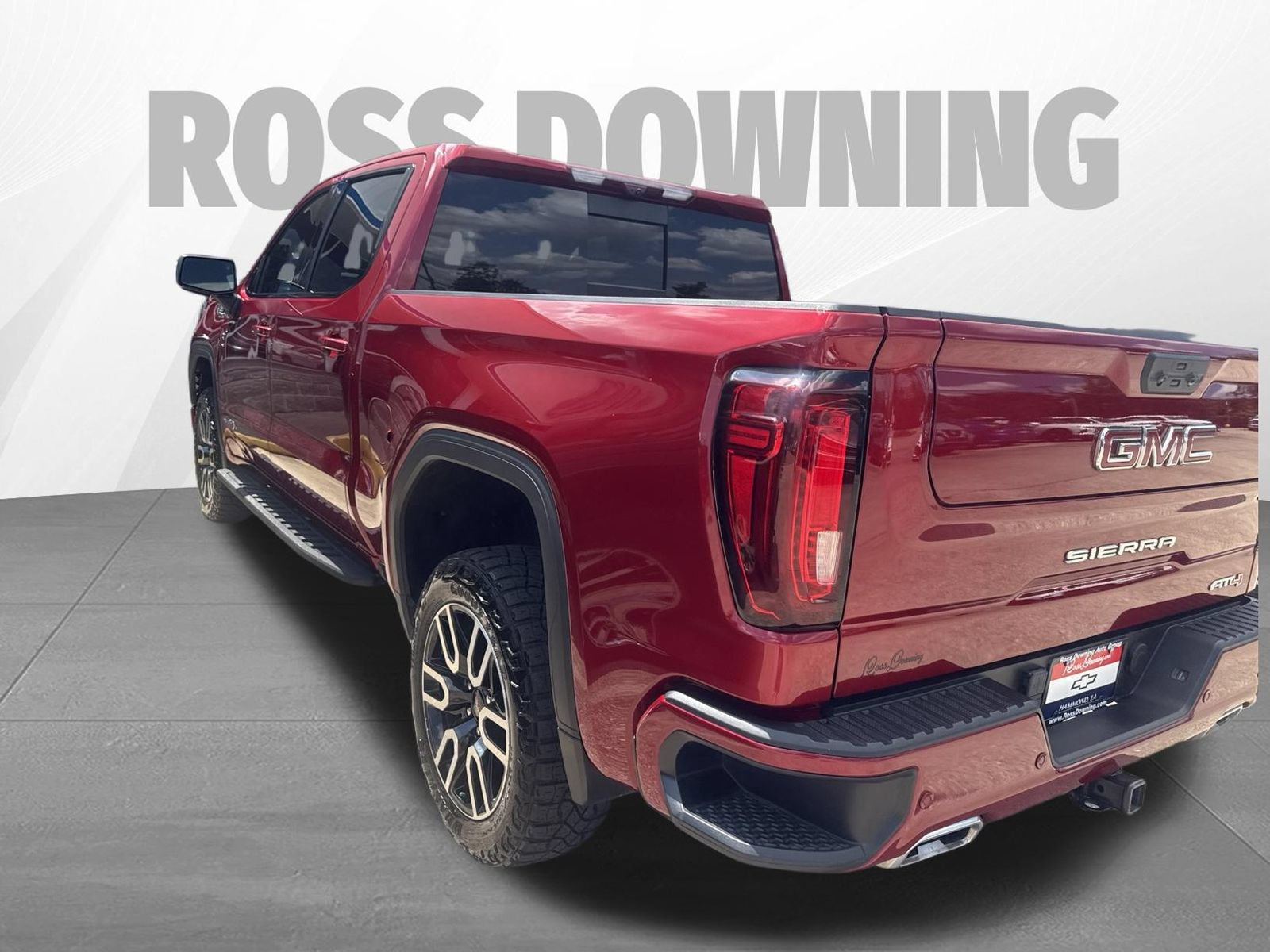 Certified 2024 GMC Sierra 1500 AT4 w/ Technology Package AWD/4WD image 6