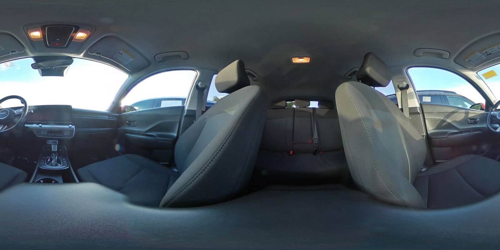 Used 2025 Hyundai Kona SEL image 42