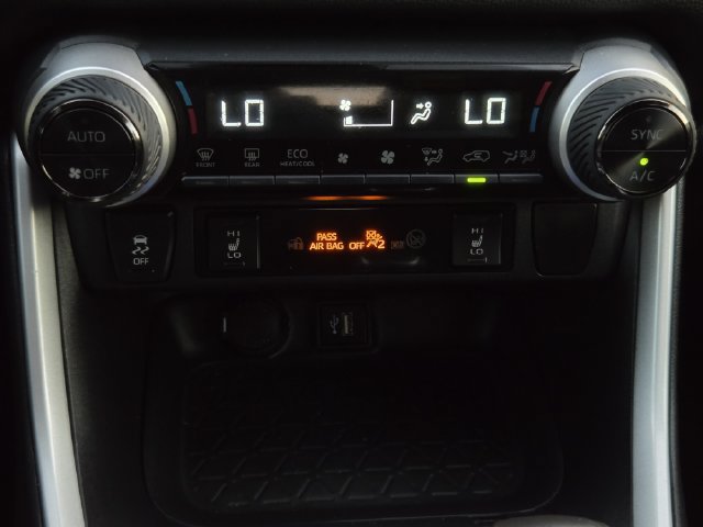 Certified 2024 Toyota RAV4 XSE AWD/4WD image 17