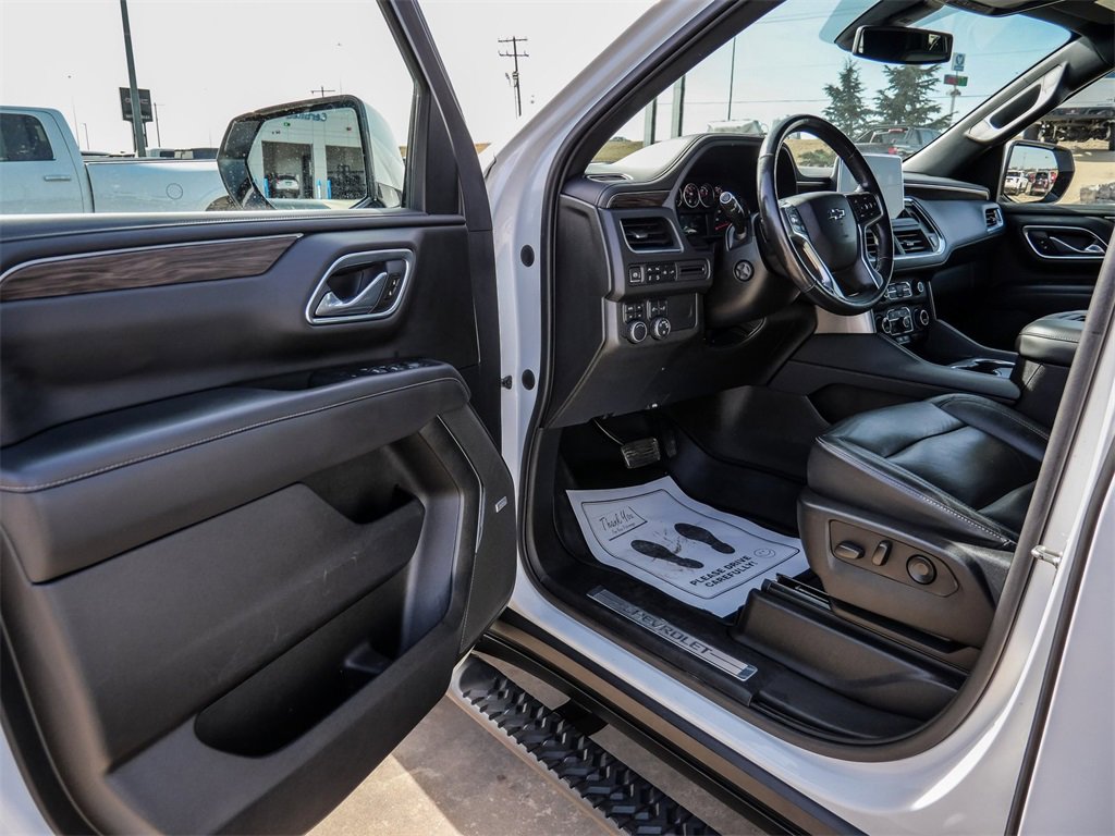 Used 2021 Chevrolet Tahoe Z71 w/ Luxury Package image 29