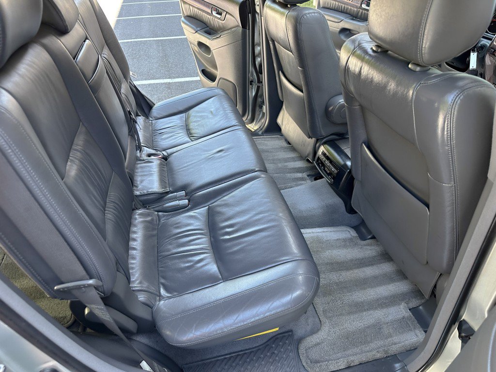 Used 2004 Lexus GX 470 w/ Preferred Accessory Pkg AWD/4WD image 26
