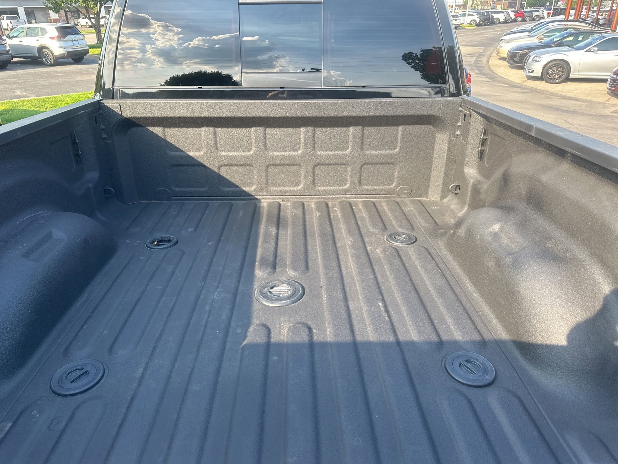 Used 2024 RAM 2500 Laramie w/ Night Edition AWD/4WD image 16