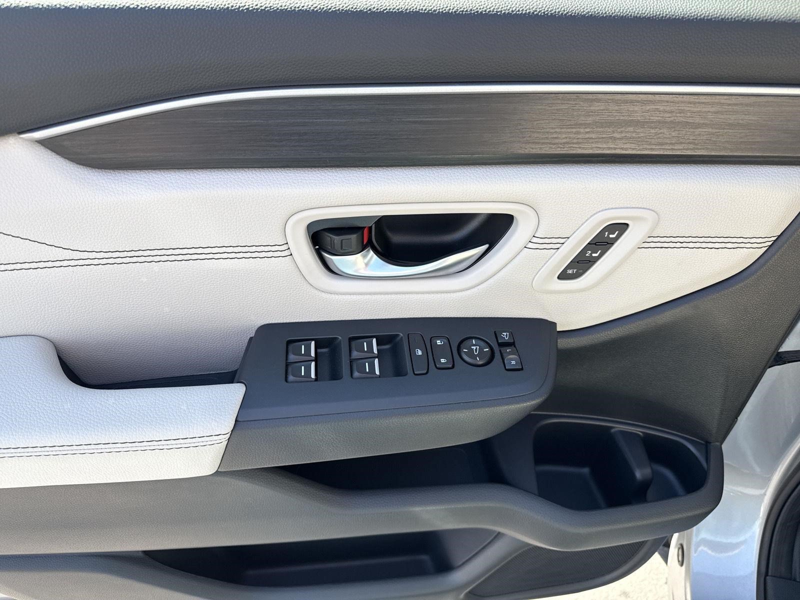 Certified 2026 Honda Pilot Touring image 10