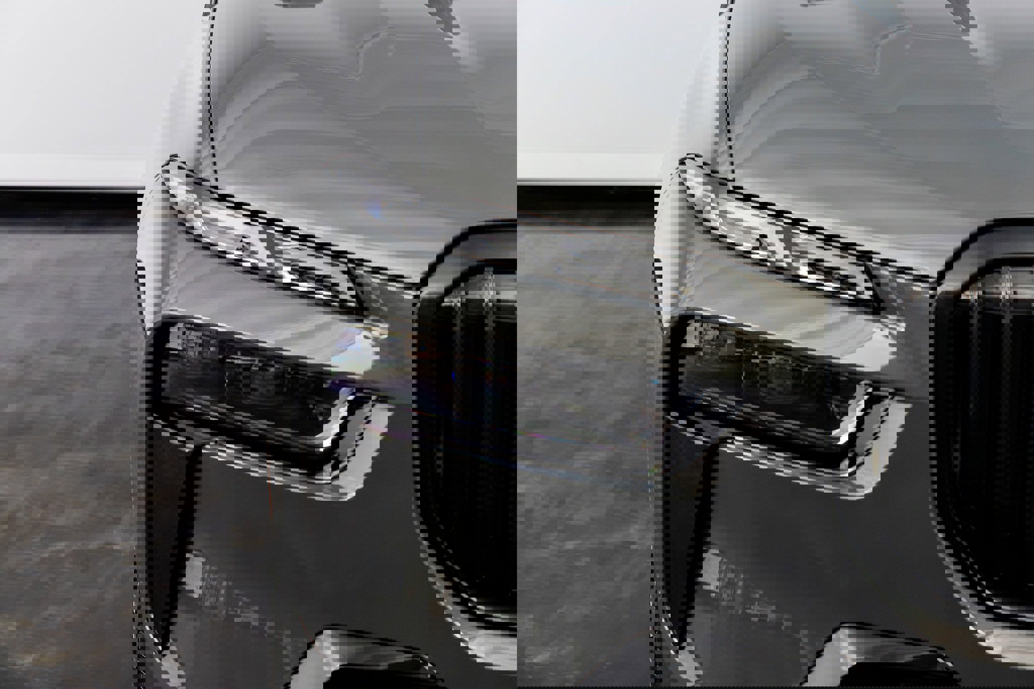 Used 2026 BMW X7 xDrive40i AWD/4WD image 3