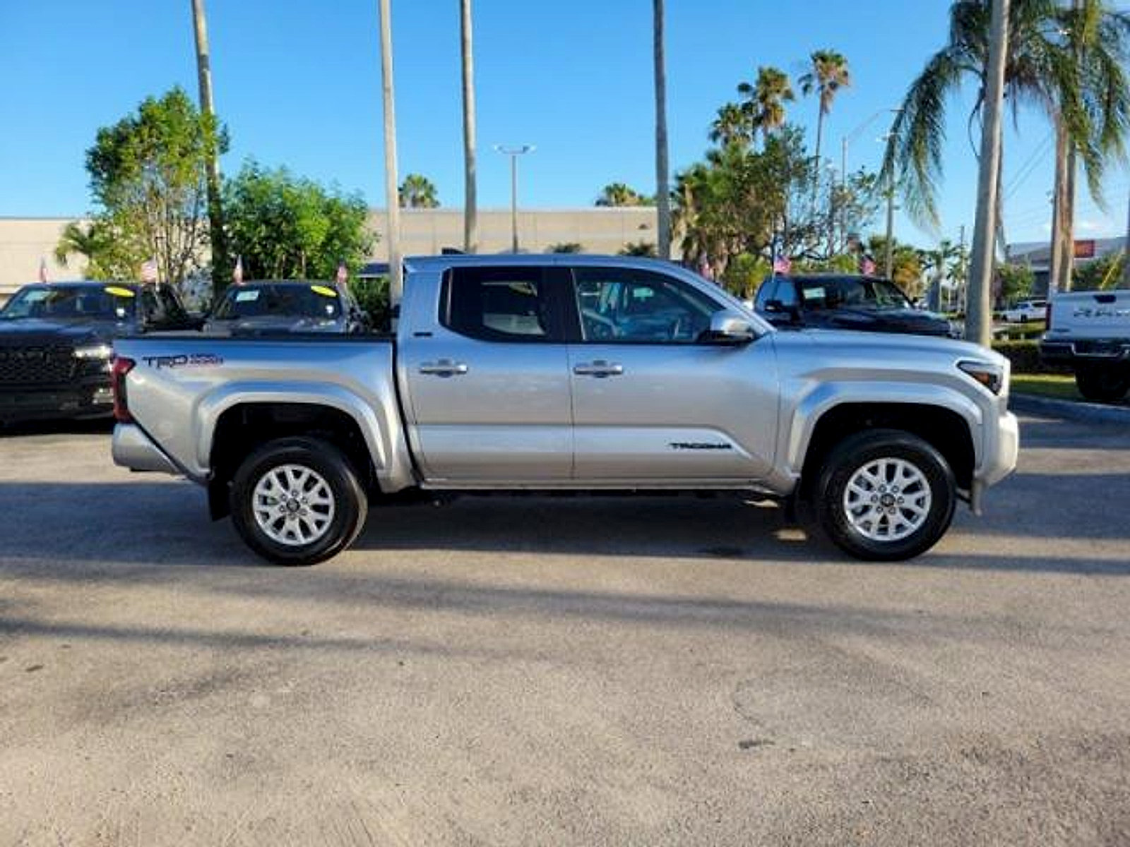 Used 2024 Toyota Tacoma SR5 RWD image 7