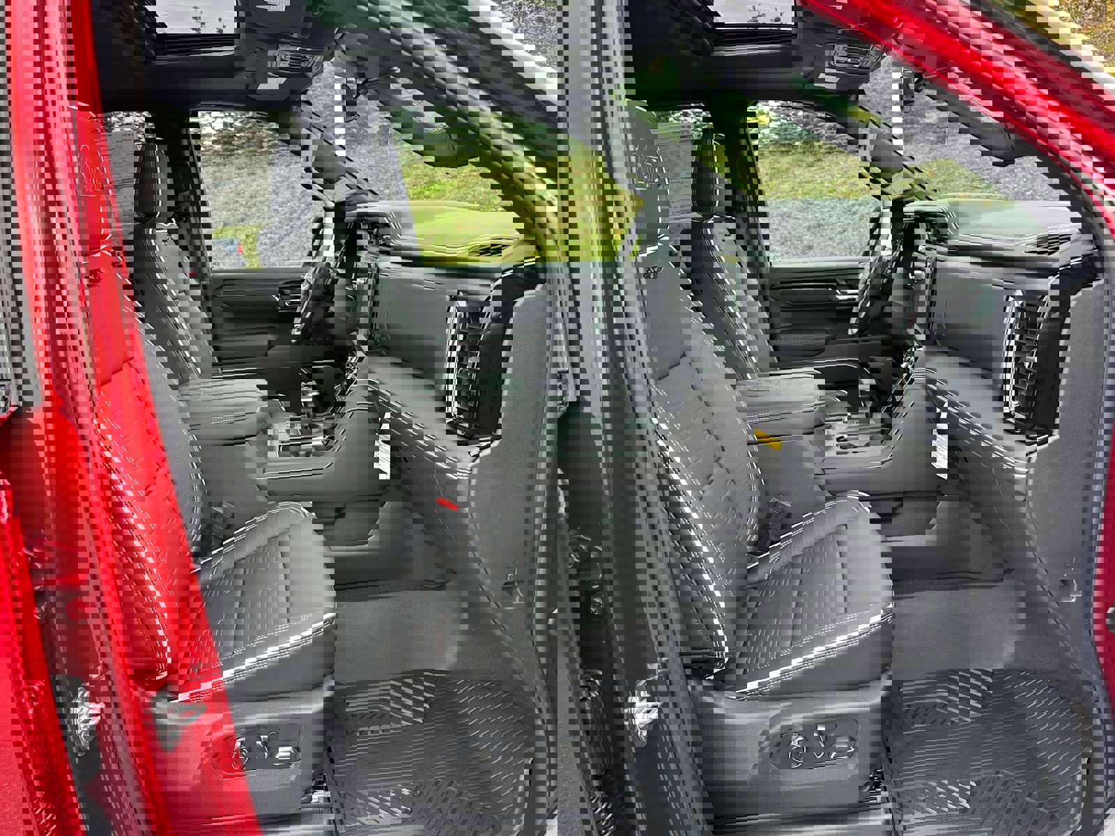 New 2026 GMC Sierra 1500 AT4X w/ AT4X AEV Edition image 10